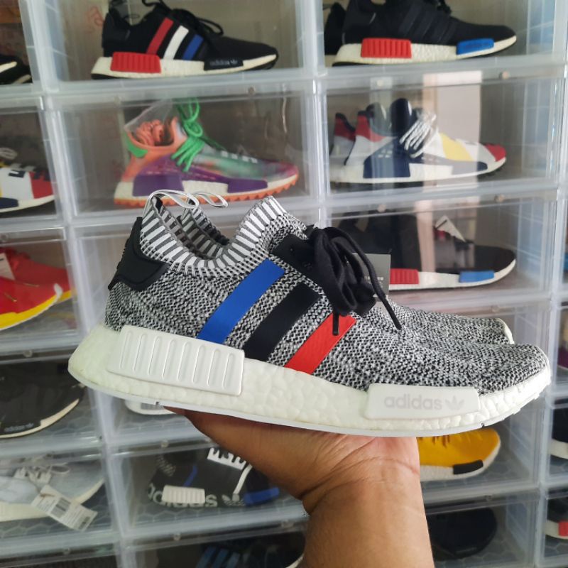 Adidas nmd r1 tri color