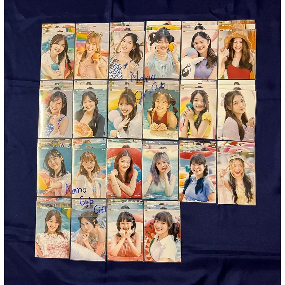 [COMP] Photoset BNK48 CGM48 NewYear2022 ฟอร์จูน เอิร์น มีน ปะริมะ เจ้าเข็ม