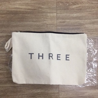 กระเป๋าผ้า THREE ใหม่ ไม่เคยใช้มาก่อน