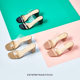 รองเท้ารุ่น DECIMO จาก Step by Nanticha