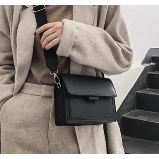 โค้ดลด 10฿ พิมพ์ PDYBAG15 miss bag fashion กระเป๋าสะพายข้างแฟชั่นมาใหม่ รุ่น xfb04