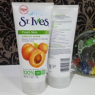 St.Ives Blemish Control Apricot Scrub