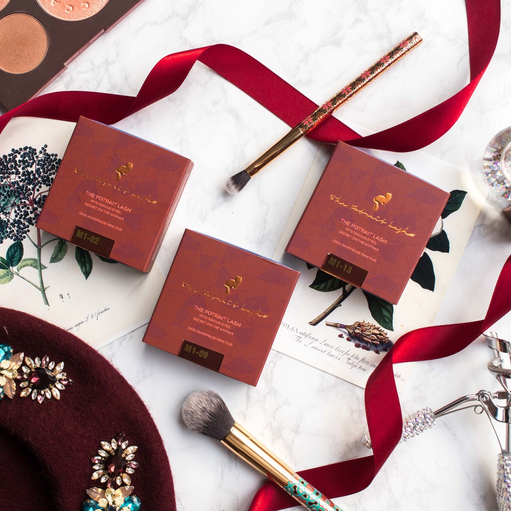 ขนตาปลอม ขนมิ้งค์ 3D สำหรับแต่งหน้า THE PORTRAIT LASH รุ่น HANG OVER BABY