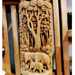 ไม้สักแกะสลัก ตกแต่งบ้าน ครอบครัวช้างอยู่อย่างมีความสุข Teak wood carving made by hand.