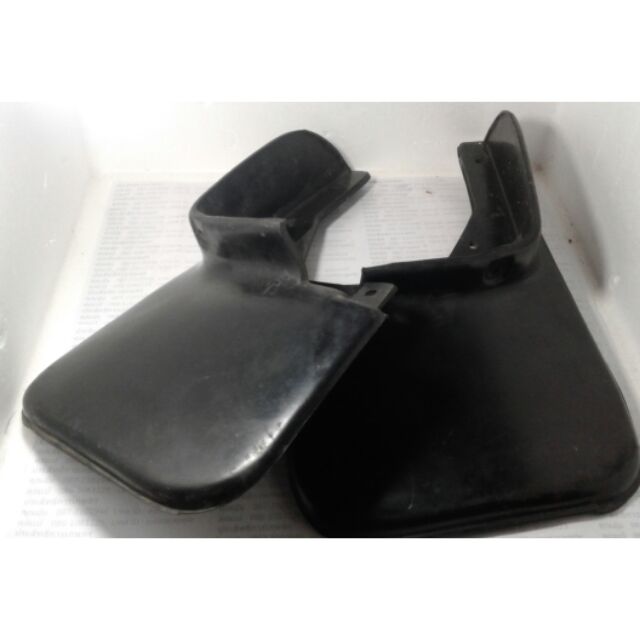 บังโคลนหลัง Ford Ranger ซ้าย/ขวา (1คู่) APSHOP2022