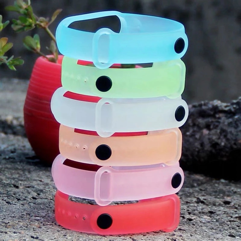 สายนาฬิกาข้อมือซิลิโคนใส แบบเปลี่ยน สําหรับ Xiaomi Mi Band 7 Pro
