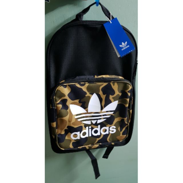 กระเป๋าเป้ Adidas ของแท้รุ่น Classic Backpack camo #CD6121 (ดำลายพราง)