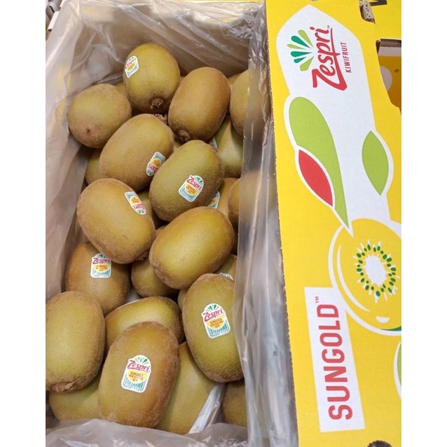 กีวีทอง Zespri New Zealand.# น้ำหนักรวมกล่อง 5 กิโลกรัม  เนื้อสีเหลือง ส่งแบบแช่เย็น