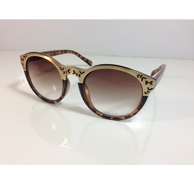 แว่น Hermes (top mirror)