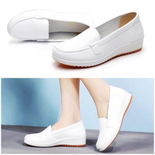 8048 Nurse White PU Wedges Platform Shoes รองเท้าโลฟเฟอร์หัวกลมเรียบง่าย
