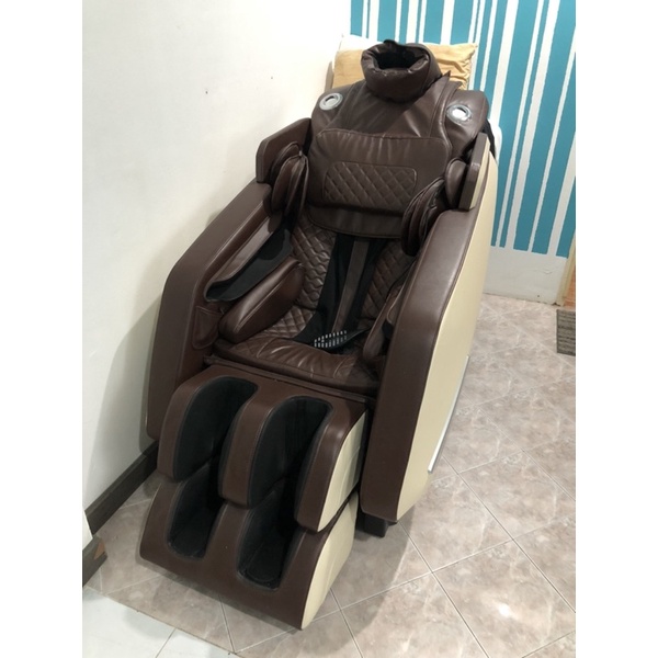 เก้าอี้นวดไฟฟ้า  เครื่องนวด AMAXS รุ่น Intouch 7100 เก้าอี้นวดไฟฟ้า เก้าอี้นวดเพื่อสุขภาพ massage machine