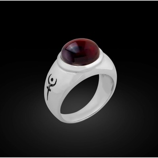 แหวนเงินแท้ 92.5 ลาย Hades (พญายม) ประดับด้วยโกเมนฐานกลม Circle Garnet Ring with Hades on Shoulder