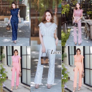 MF10969🍓
Jumpsuit จั้มสูทลูกไม้ระบายคอปีน ตัดเย็บช่วงกางเกงสีพื้นผ้าซาร่า มีซิปหลัง พร้อมส่ง