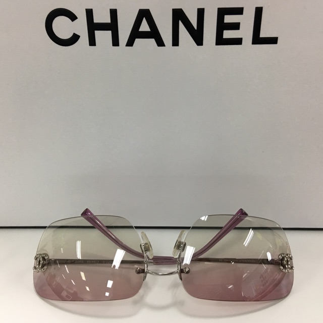 แว่นกันแดด Chanel แท้