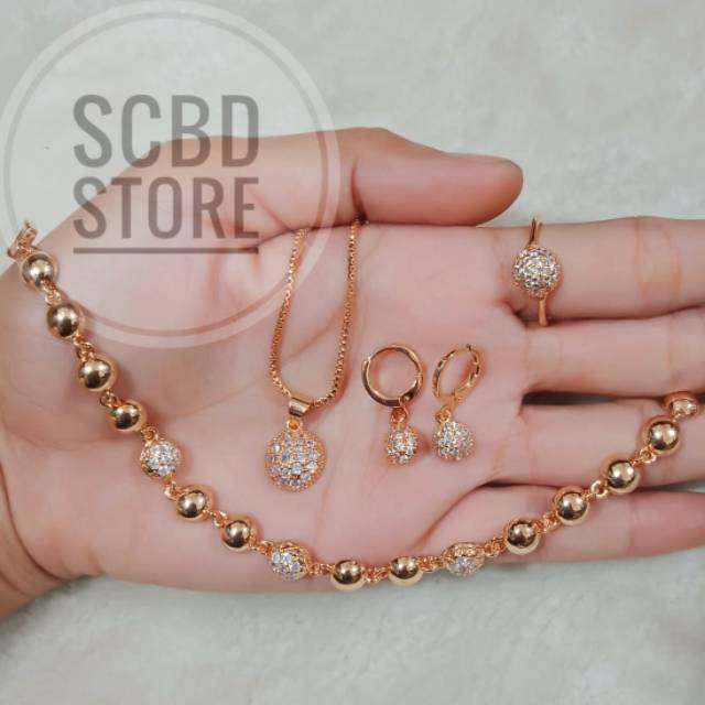 Xuping Jewelry Set with Round Chain Motif