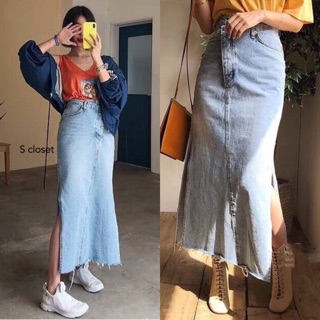 พร้อมส่ง  กระโปรงยีนส์แต่งผ่าด้านข้าง