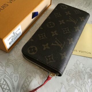 กระเป๋าสตางค์louis Vuitton