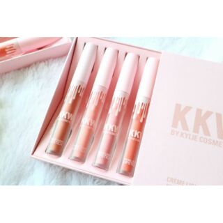 Set kylie kke ลิปสติกเนื้อแมท