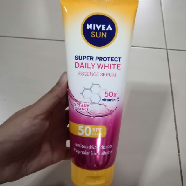 nivea sun super protect daily white essence serum