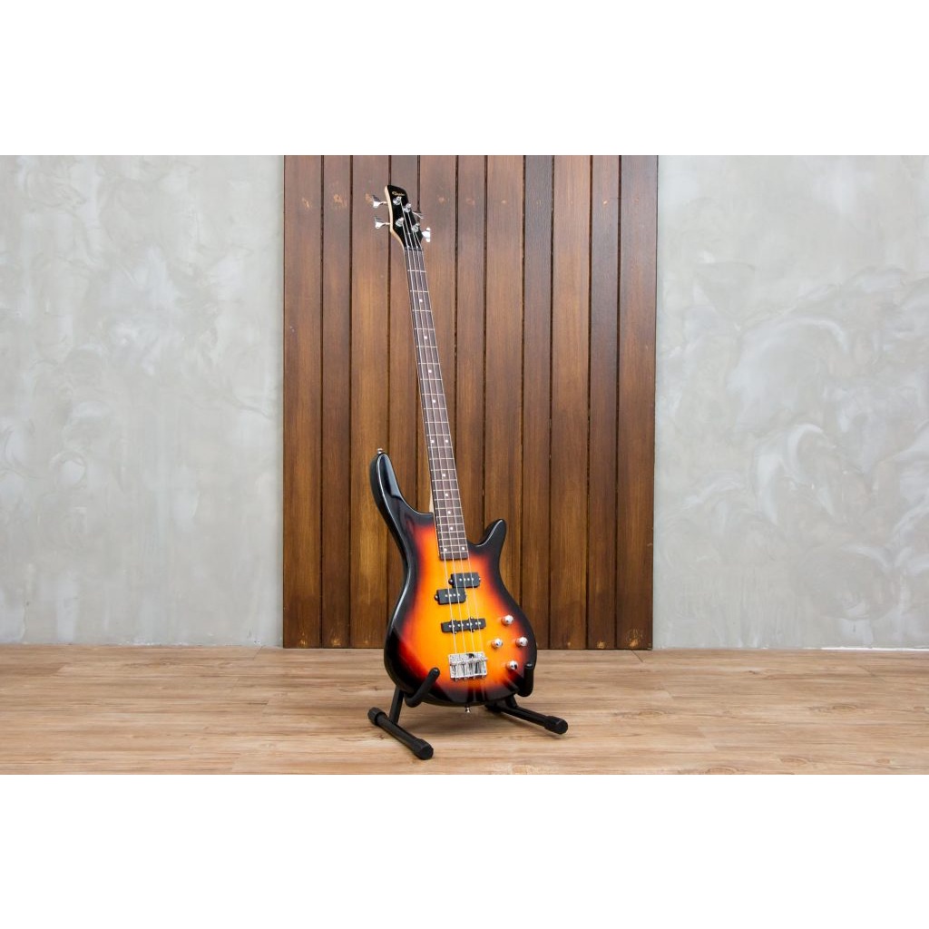 เบสไฟฟ้า Gusta รุ่น IB4