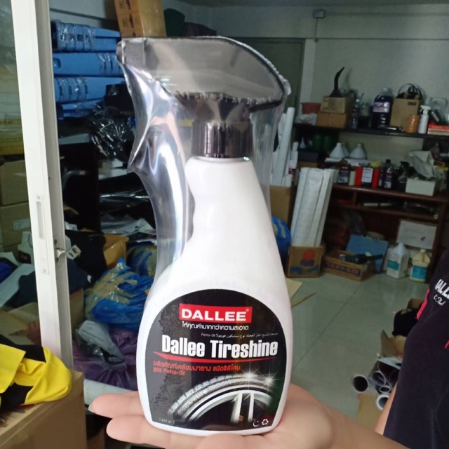 Dalle tirshine เครือบล้อยาง ให้เงางามคงทนมากถึง 14 วัน