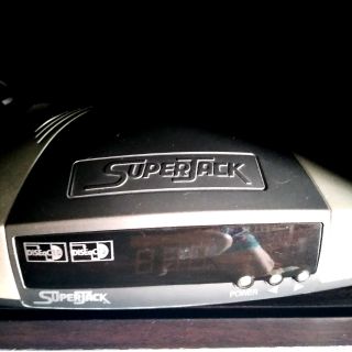 ตัวขับเคลื่อนจานดาวเทียม superjack