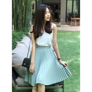 PARIS PLEAT SKIRT กระโปรงพลีท item เด็ด ที่มีสีเดียวก็ไม่เคยพอ