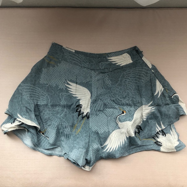 กางเกงขาสั้น zara