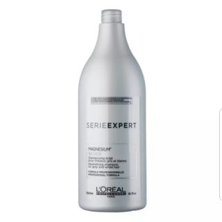 ลอรีอัล SERIE EXPERT SILVER SHAMPOO 1500 ml ปกป้องผมสีโทนหม่นเทา ซิลเวอร์ แชมพู ผลิตภัณฑ์ฟื้นฟูเส้นผม