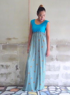 Maxi dress ผูกใต้อก เสื้อยืดแขนสั้น