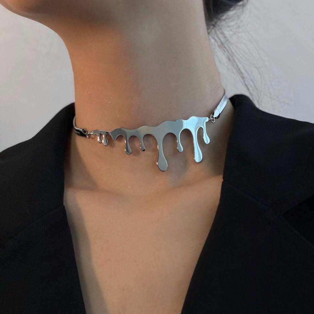 NUEAYMS Punk Style Guitar Pendant Necklace - Alloy Clavicle Chain Jewelry For Music Lovers - View #2