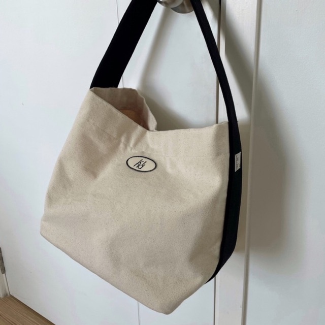 Kindsendi | Best Seller！พร้อมส่ง กระแป๋าผ้า รุ่น Be Kind Tote Bags ผ้าหนาอยู่ทรง มีแผ่นรอง – โปรปัง
