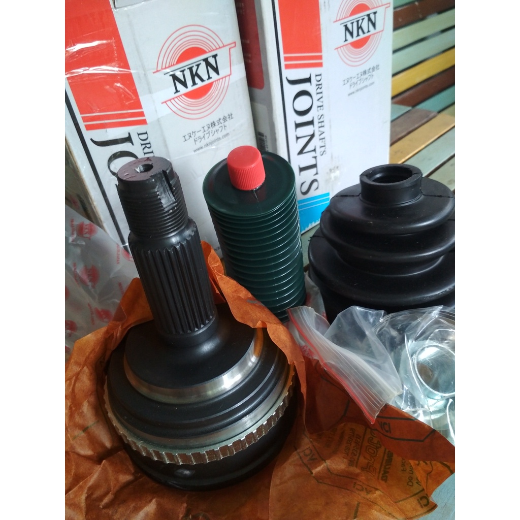 เพลาขับ ของใหม่ Accord 98 G6 งูเห่า ยี่ห้อ NKN แท้ญี่ปุ่น