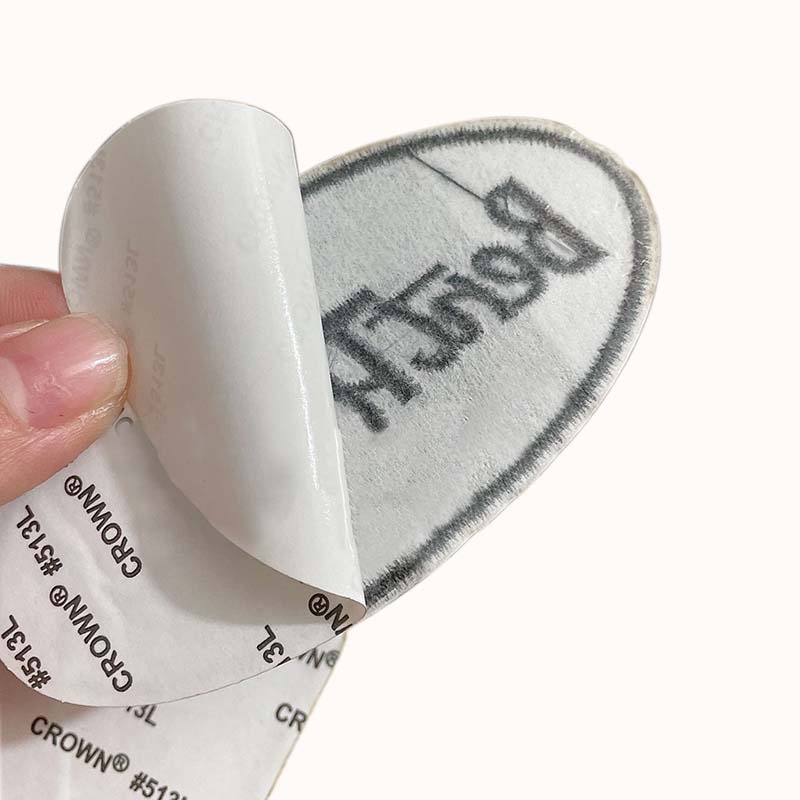 1pcs “SPORTS” “CLUB” ป้ายเย็บปักถักร้อยสีดํา Applique สติ๊กเกอร์ Self-Adhesive Patch,Easy Paste หรือตัดเย็บบนกระเป๋าเป้สะพายหลัง ราคา ถูกที่สุด ดีลบีเคเค แกลเลอรีภาพที่ 2