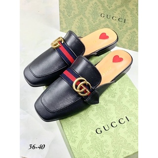 พร้อมส่งรองเท้าสลิปออน Guccci งานเกรดHi-End สินค้าพร้อมกล่องอุปกรณ์