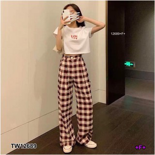 CS12689 Set 2 ชิ้น เสื้อครอปแขนสั้นอกปักตัวหนังสือ + กางเกงลายสก็อตขายาว
