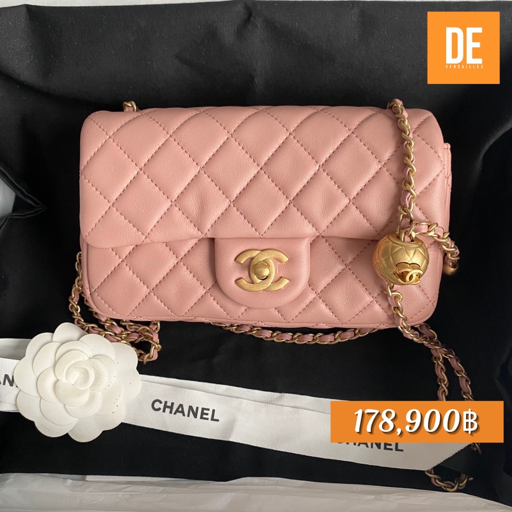 กระเป๋า New chanel mini 8  สีชมพูเบจ สวยมากค่า  with adjustable ball รุ่นปรับสายได้ Ghw microchip Fu