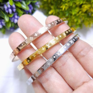 กำไลข้อมือทอง18K (เปิด-ปิดได้) ราคา/วง