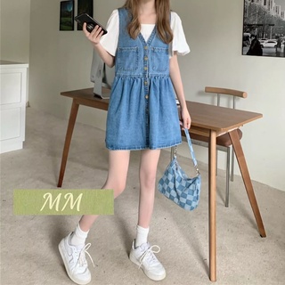 MM6080😊Denim dress เดรสยีนส์คอวี แต่งกระเป๋าคู่ กระโปรงจับจีบระบายนิดๆ ทรงน่ารักมากค่ะ จะใส่คู่กับเสื้อยืดเก๋ๆหรือเกาะอก