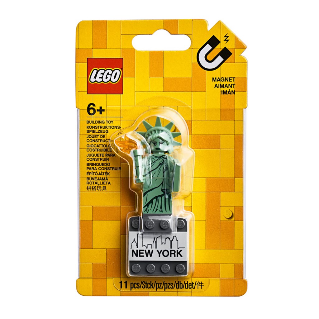 854031 : LEGO Statue of Liberty Magnet