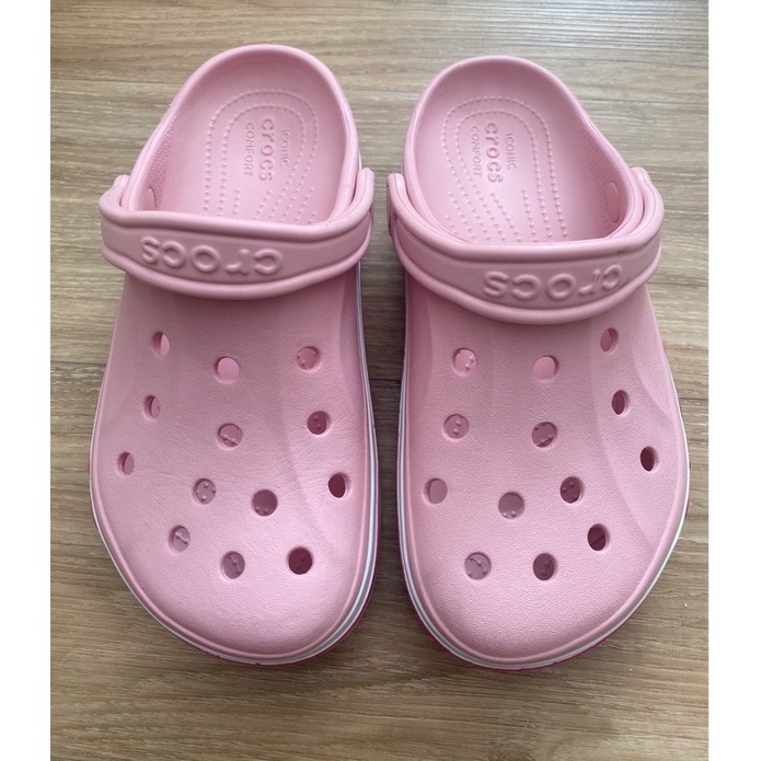 รองเท้าผู้หญิง Crocs สีชมพู ของแท้💯%