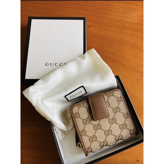 Gucci Compact Wallet แท้ (ส่งต่อ-สภาพใหม่)