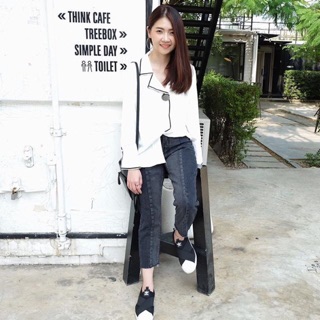 เสื้อเชิ้ตแขนยาวดุมเงินใหญ่
