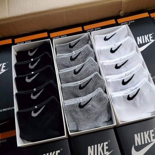 ถุงเท้า Nike 5 คู่ ไนกี้ พร้อมส่ง