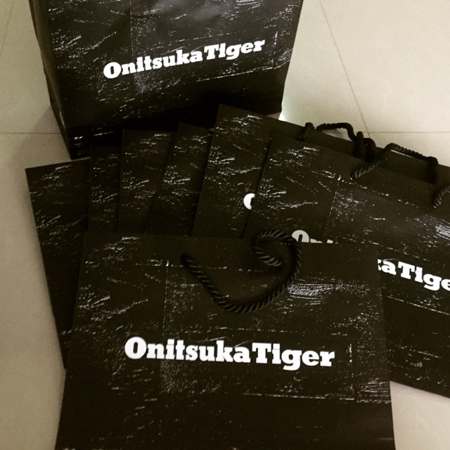 Onitsuka tiger ถุงแท้100%