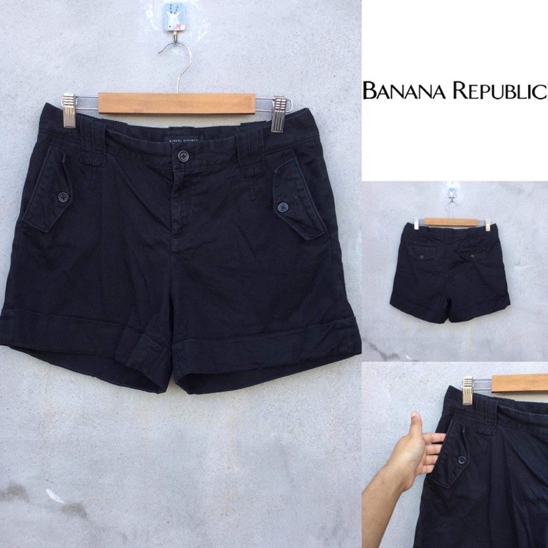 กางเกงขาสั้นสีดำ BANANA REPUBLIC