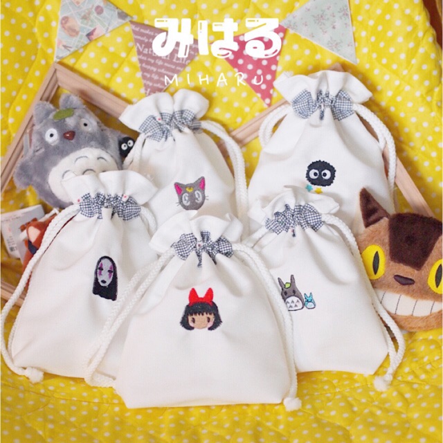 Miharu ถุงผ้าหูรูดปักลาย ขนาด 6x8 นิ้ว