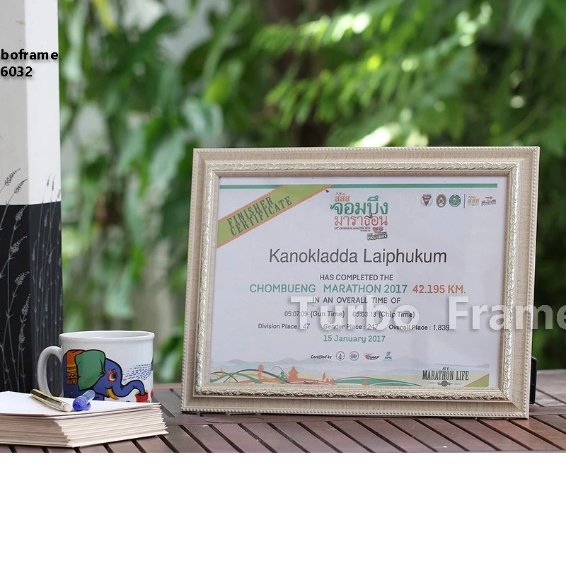 กรอบรูปสีขาวงาช้าง สำหรับภาพขนาด A4, 8x12", 8x10", B5 , A5 , 6x8" , 10x12" (DB571) พร้อมกระจกใส+ขาตั้ง+หูแขวนผนัง