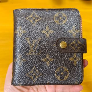 Used LV vintage short wallet monogram