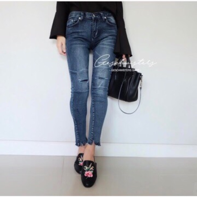 Dark navy depper jean from Geschwisters